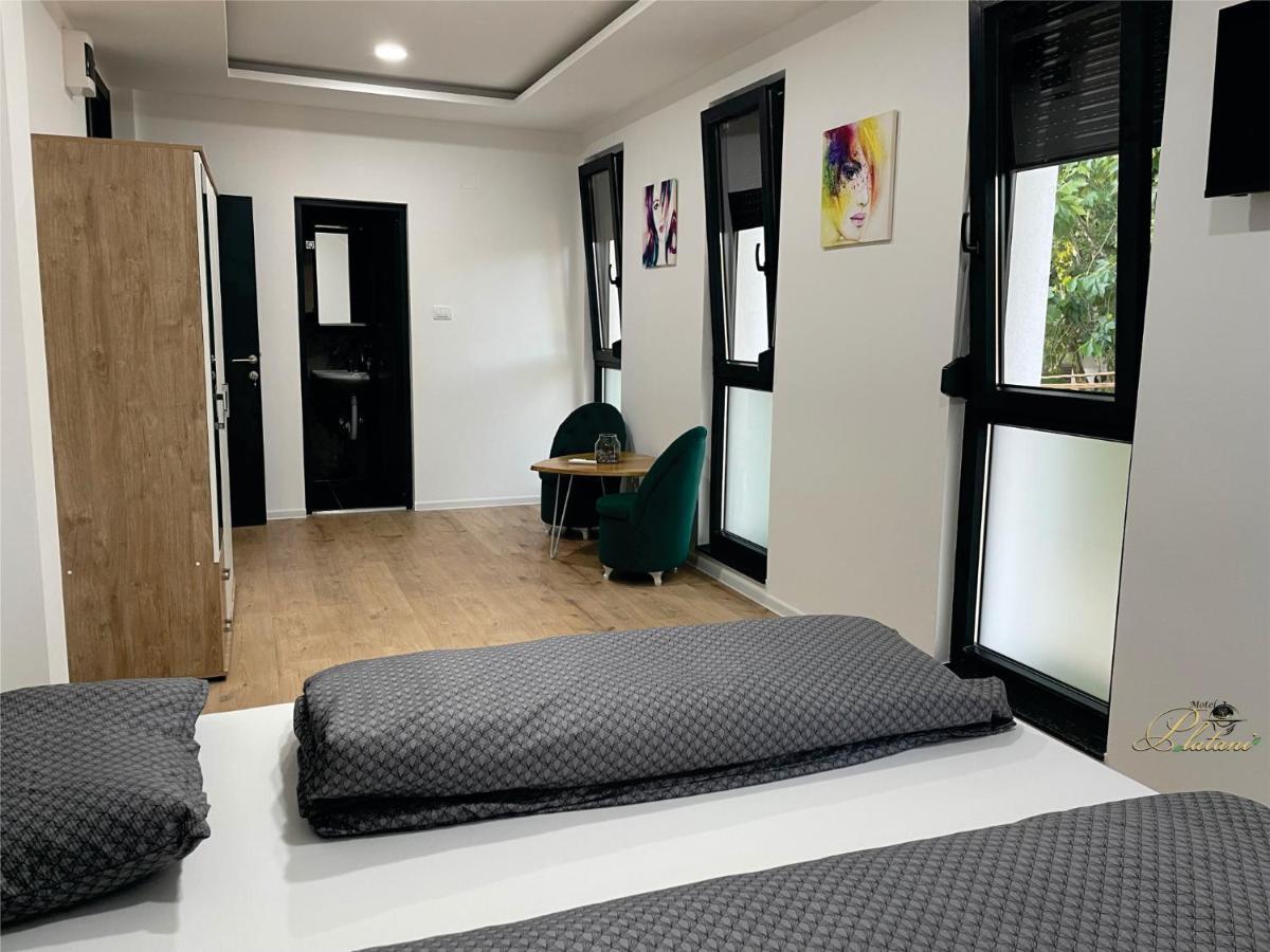 Motel Platani Kotor Varos ภายนอก รูปภาพ